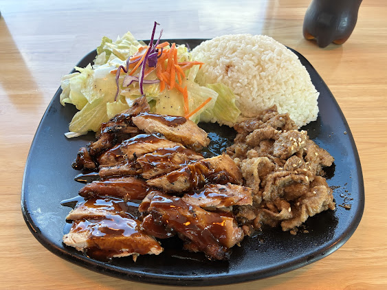 Photo 206 Luster Grill - 13