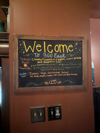 Menu 300 East - 8