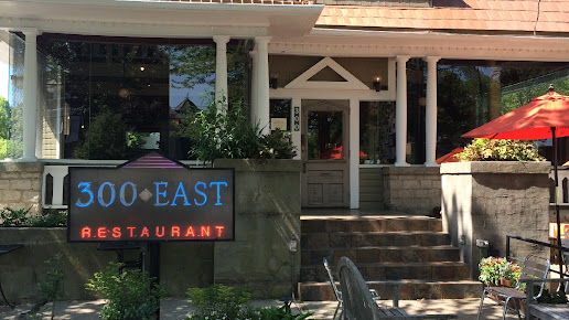 Photo 300 East - 10