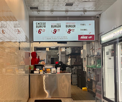 Photo 7Th Street Burger Financial District - 28