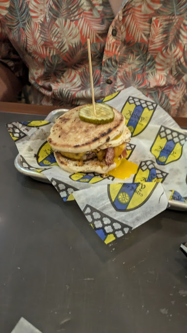 Photo Abbey Burger Hdg - 29