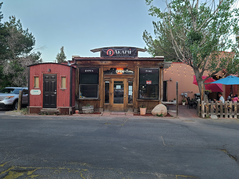 Akami Poke And Noodle Bar