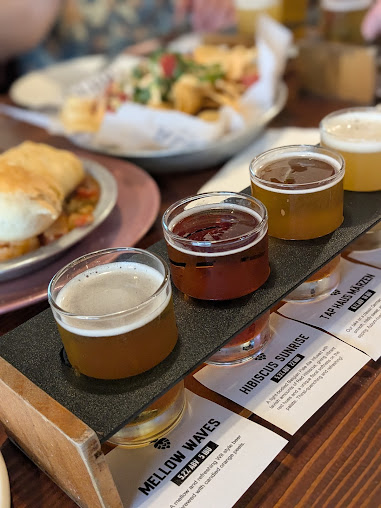 Photo Aloha Beer Company - 10