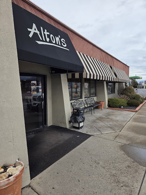Photo Alton's Restaurant - Cheektowaga - 26