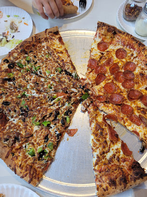Photo Amadeos Pizza Subs - 23