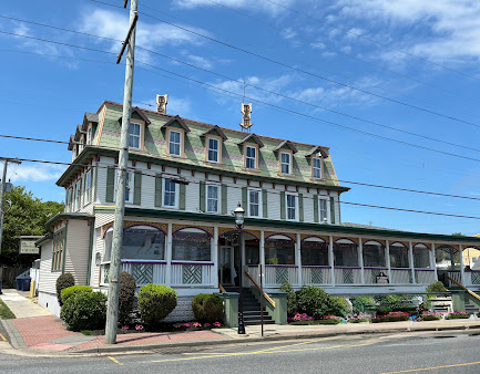 Photo Anchorage Tavern Restaurant - 14