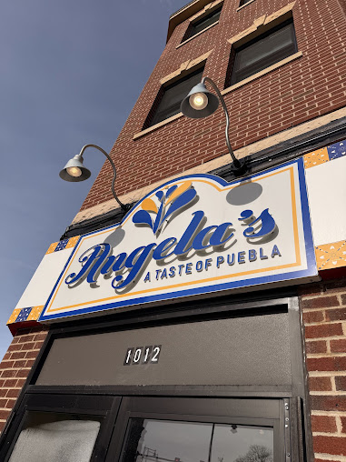 Photo Angela's Cafe Orient Heights - 12