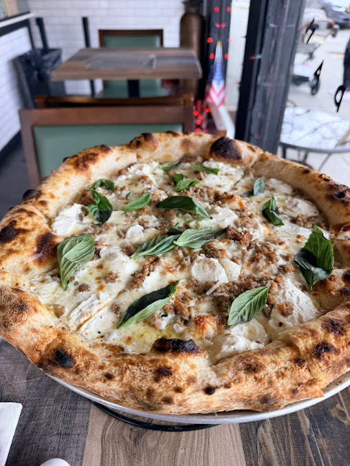 Photo Apizza: Dyker Pizza Company - 9
