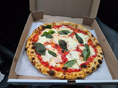Photo Apizza: Dyker Pizza Company - 20