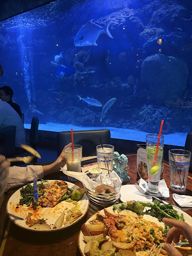 Menu Aquarium Restaurant - 10