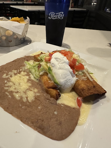 Photo Aqui Mero Mexican Restaurant - 16