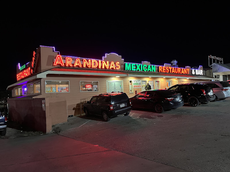Arandinas Mexican Restaurant Bar