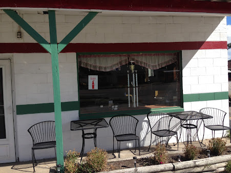 Photo Arenas Pizza Muskegon Wolflake - 2