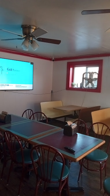 Photo Arenas Pizza Muskegon Wolflake - 9