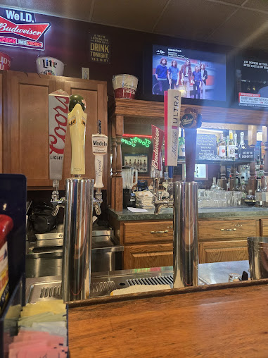 Photo Auburns Town Tavern - 25