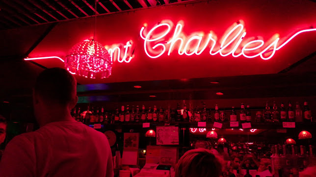 Photo Aunt Charlies Lounge - 7
