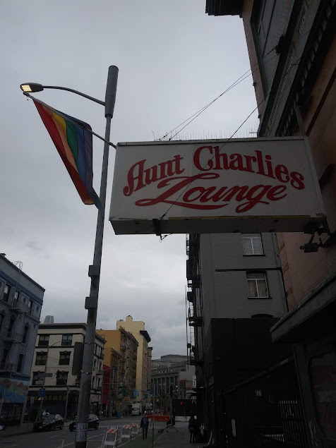 Photo Aunt Charlies Lounge - 11
