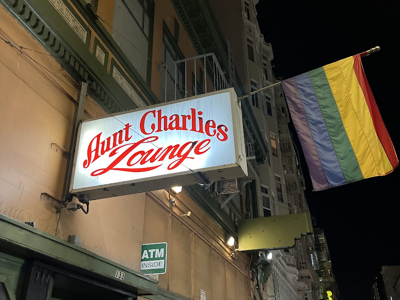 Aunt Charlies Lounge