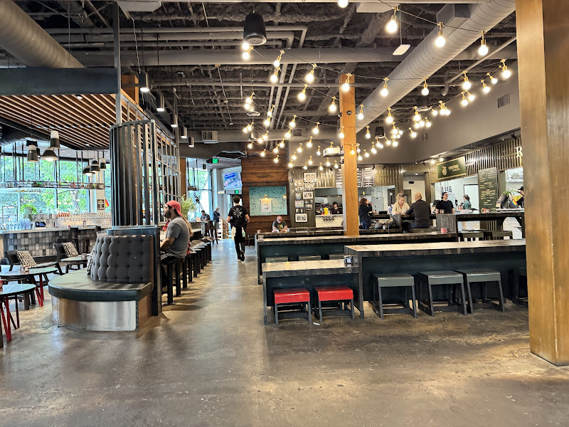 Avanti Food And Beverage Boulder