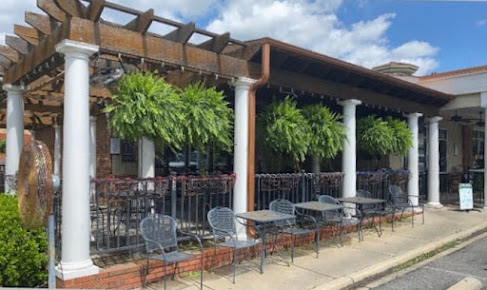Photo Aversboro Restaurant & Sports Bar - 11