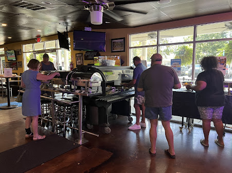 Photo Aversboro Restaurant & Sports Bar - 18