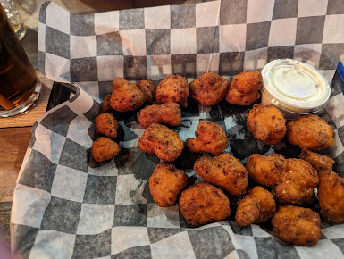 Photo Aversboro Restaurant & Sports Bar - 26