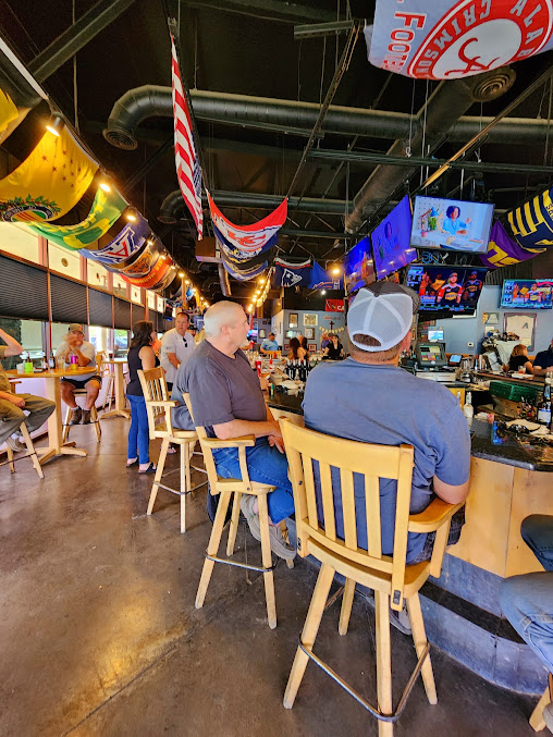 Photo Azool Bar Grill - 14