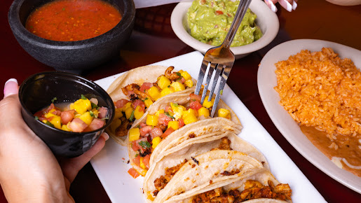 Photo Azteca Mexican Grill - 18