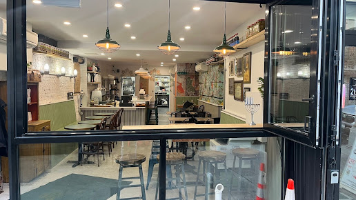Photo B Cup Cafe - 18