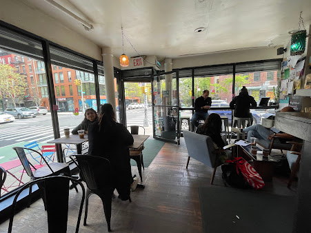 Photo B Cup Cafe - 26