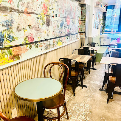 Photo B Cup Cafe - 28