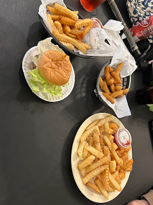 Photo B & G Grill - 29