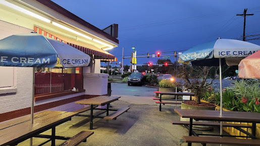 Photo B J Carry Out Inc - 14