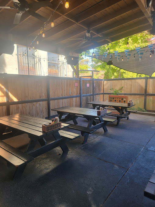 Photo B Street Public House - 21