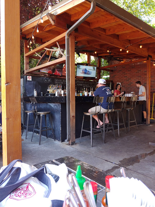 Photo B Street Public House - 29