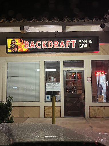 Photo Backdraft Bar Grill - 14