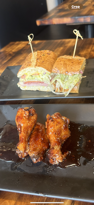 Photo Backdraft Bar Grill - 16