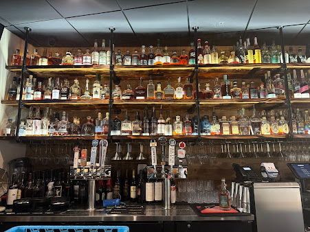 Photo Backdraft Bar Grill - 24
