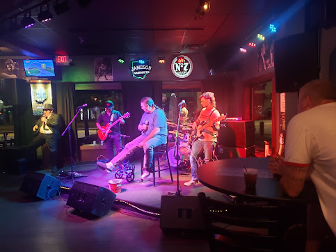 Photo Backstage Bar Cleveland - 2
