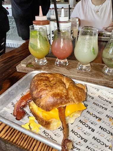 Photo Bacon Bitch - 23