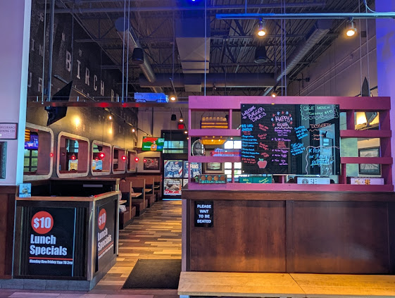 Photo Bagger Daves Burger Tavern Birch Run - 19