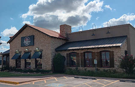 Photo Ballers Bar And Grill - 17