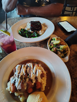 Photo Banded Rooster Bar Grill - 25