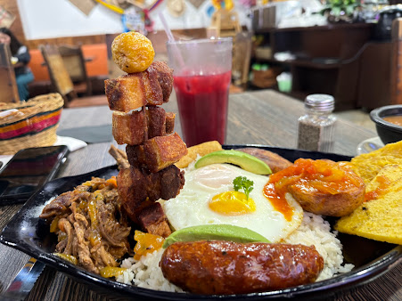 Photo Bandeja Paisa Restaurant. Latin & Fast Food - 15