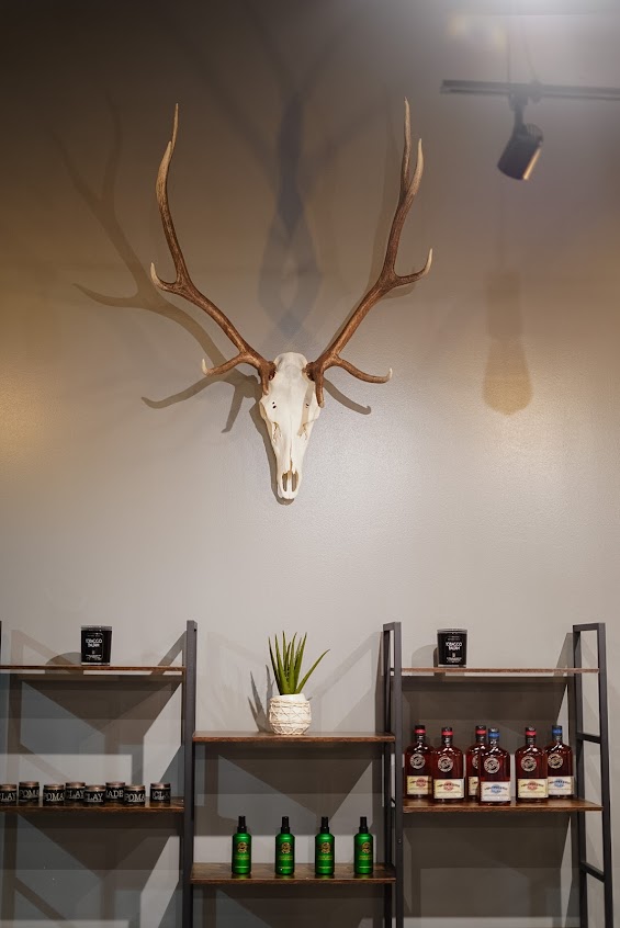 Photo Barber Bar By Fade Parlor - 7