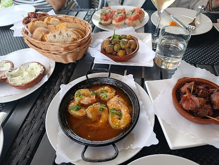 Photo Barcelona Tapas Bar Restaurant - 15