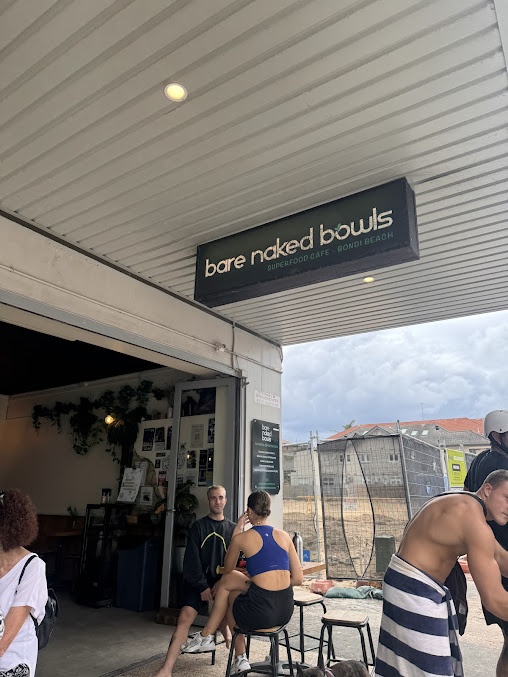 Photo Bare Naked Bowls - 14