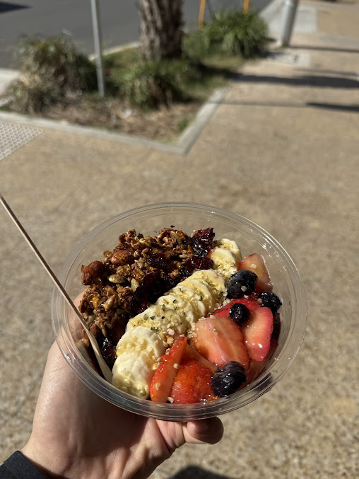 Photo Bare Naked Bowls - 28