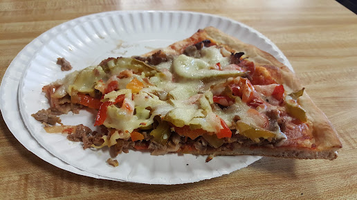 Photo Barn Door Pizza - 3