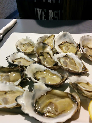 Photo Basil's Gourmet Seafood - 2